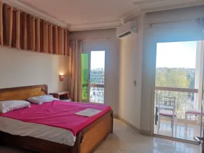 Golden Rose Hotel  - Rum