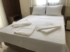 Deniz Otel - Quarto