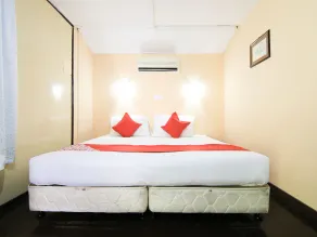 Hotel O Ombak Inn Chalet - Chambre