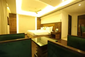 Hotel Windsor Heights ( All Rooms with Air Purifier) - Rum