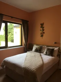 19th Green Guesthouse - Room