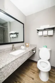 SureStay by Best Western Channelview Houston East - Salle de bain