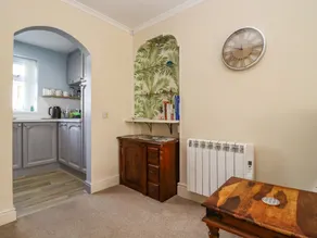 Molly's Bit - Interior