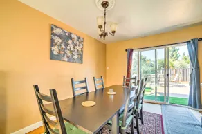 Pet-Friendly Santa Clara Home: 6 Mi to San Jose! - Interior