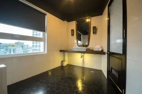 Danang Boutique Hotel - Bathroom