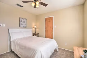 Charming Clovis Home w/ Covered Patio! - Habitación