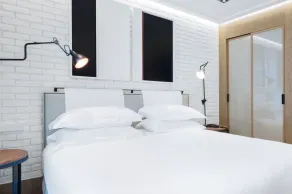 The Corner Hotel - Chambre