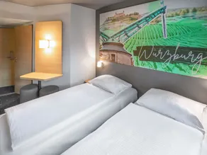 B&B HOTEL Würzburg-Ost - Room
