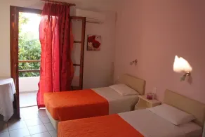 Vaya Zorba Studios - Room