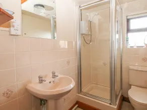 Cordwainer Cottage - Bathroom