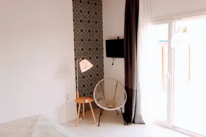 Mesanto Luxury Suites - Chambre