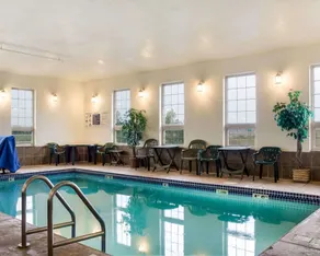 Quality Inn Oacoma - Chamberlain - Piscine