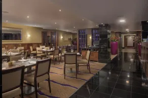 Crowne Plaza London - Ealing - Restaurant