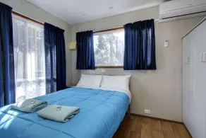 Gawler Caravan Park - Room
