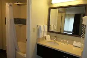 Sonesta ES Suites Portland Vancouver 41st Street - Salle de bain