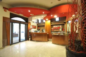 Planet Hotel - Reception