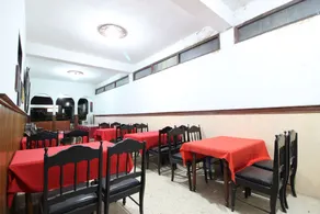 RedDoorz @ Mantrijeron 2 - Restaurant