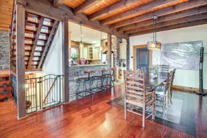 North Georgia Log Home w/ Long Range Views - Interiør