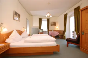 Hotel Hirschen - Room