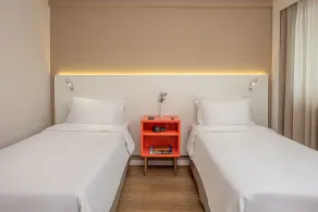 Intercity Curitiba Centro Cívico - Room