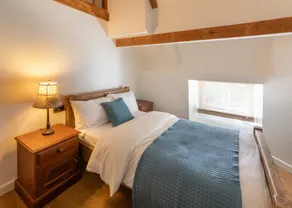 The French Partridge, - Room