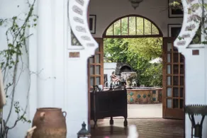 Korakia Pensione - Interior entrance