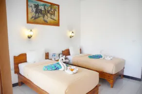 Mamaras Guest House - Vue de la chambre
