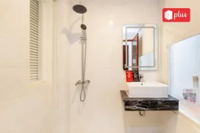 Spring Airport Hotel - Bathroom