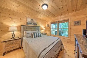 Blue Ridge Hideaway w/ Fire Pit & Mtn Views! - Intérieur