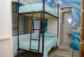 Hostal Pura Vida la 70 - Room