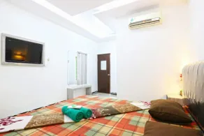 Habibah Syariah Hotel - Værelse