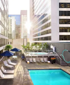 Hyatt Regency Vancouver - Piscine