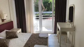 Sun Kiss Hotel - Habitación