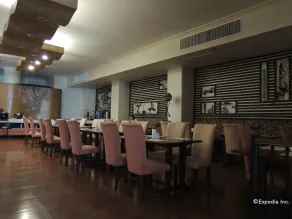 The Bellavista Hotel - Restaurant