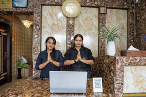 MAHIRA RESIDENCY - Reception