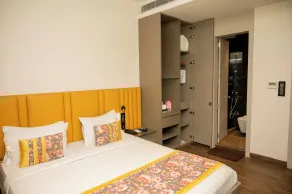 Urvi Banquets & Guest House - Quarto