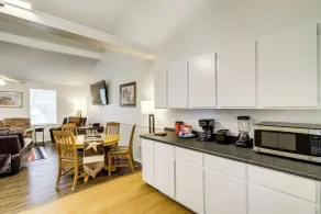 1 Mi to Downtown & Shopping: Quiet Brenham Home - Interiør