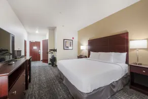 Cobblestone Hotel & Suites - Russells Point at Indian Lake - Room