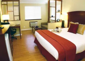 Quality Inn & Suites Santa Cruz Mountains - Chambre