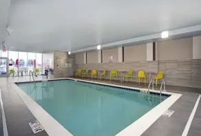 Home2 Suites by Hilton Richmond - Piscine