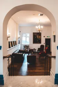 Keppels Head Hotel - Reception