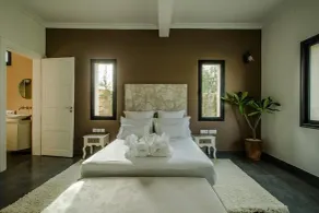 Babastay Ourika - Rom