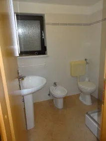 Ilsad apartments - Apartment with pool 80 meters from sea - Great location - Bathroom