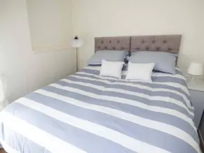 Sandy Knowes - Room