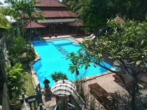 Lovina Beach Hotel - Pool