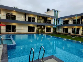 Prasanna Beach Resort - Basseng