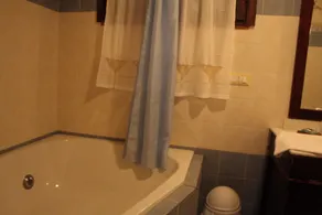 Albergo Diffuso - Rocca Calascio - Bathroom