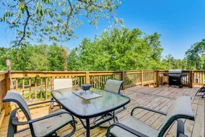 Lakefront Retreat w/ Multi-level Deck & Dock! - Interior