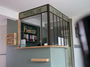 Logis Hotel de la Gare - Rezeption