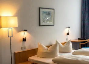 Median Hotel Garni - Chambre